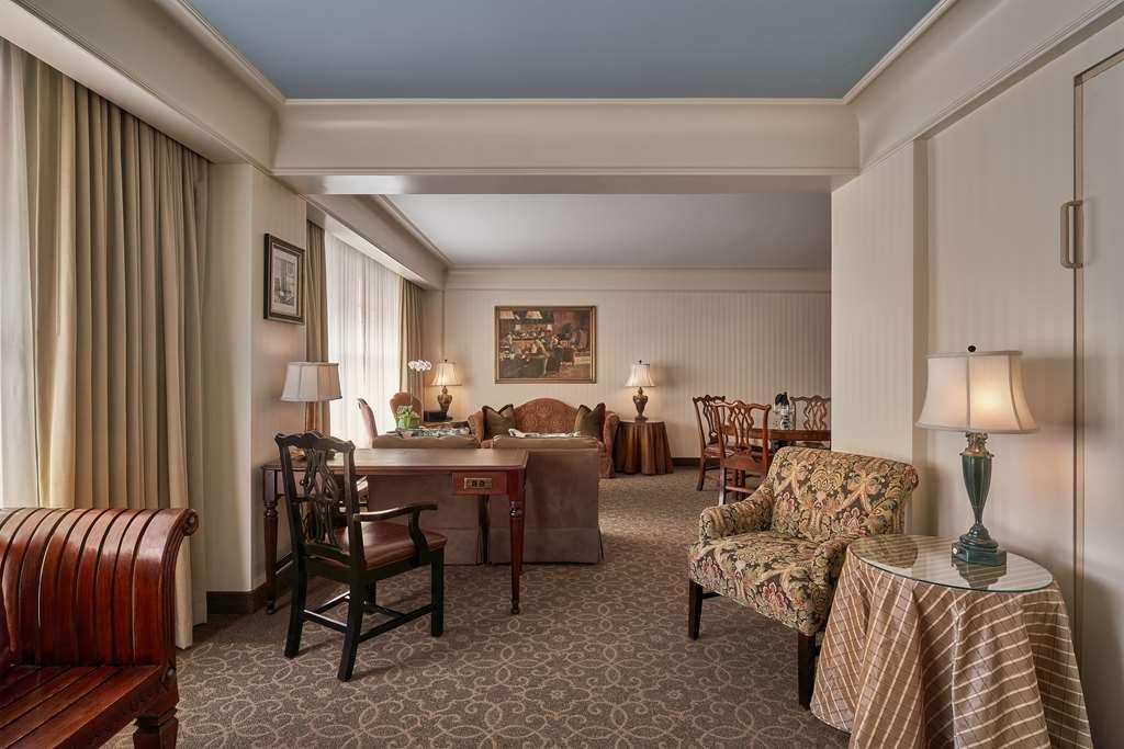 O.Henry Hotel Greensboro Room photo